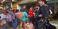 Casi 700 turistas son evacuados tras protestas en Machu Picchu