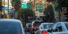 México: multan por manejar lento y entorpecer el tránsito