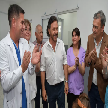 Sáenz habilitó en J. V. González el sexto Centro de diálisis y oncología