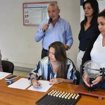 Coronel Moldes: familias ya conocen la ubicación de sus nuevas viviendas del IPV