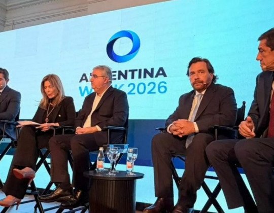 ”Salta no solo muestra lo que tiene bajo el suelo, sino lo que construyó sobre él: instituciones y previsibilidad”, dijo Sáenz en Nueva York