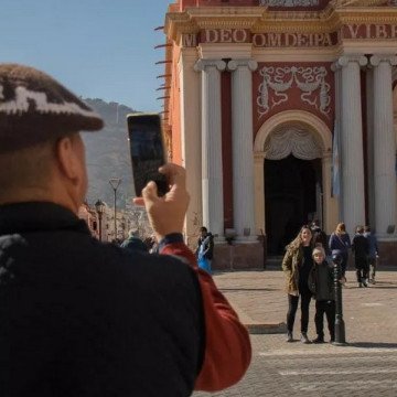 Fin de semana largo: Salta consolida su liderazgo turístico regional con agenda de eventos en toda la provincia