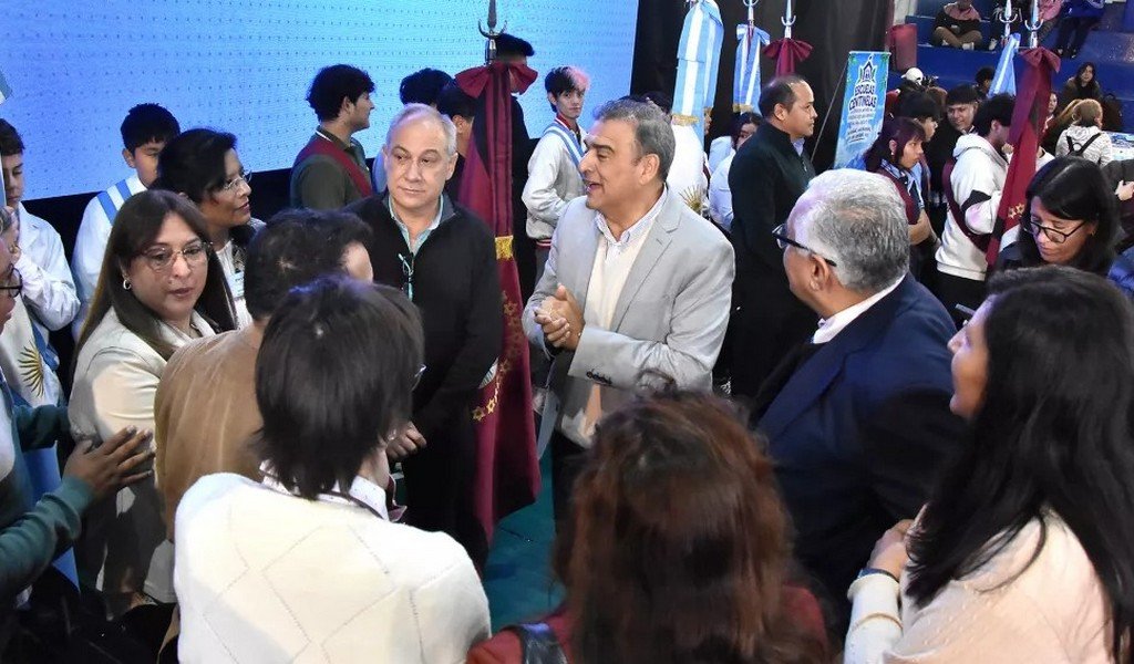 60 escuelas centinela exponen proyectos de prevención sanitaria y cuidado ambiental del Cordón Sanitario del río Arenales