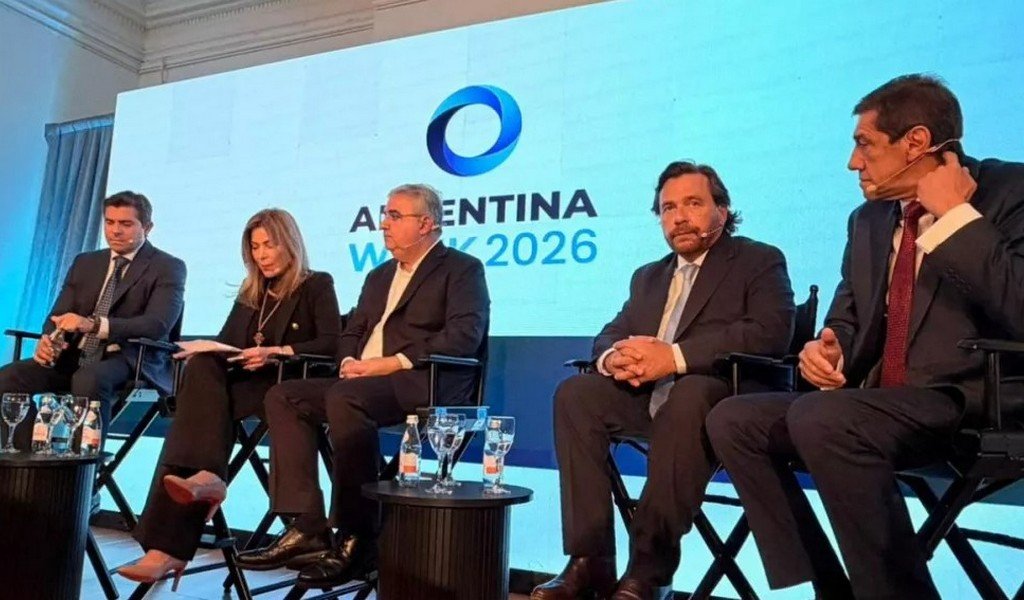 ”Salta no solo muestra lo que tiene bajo el suelo, sino lo que construyó sobre él: instituciones y previsibilidad”, dijo Sáenz en Nueva York