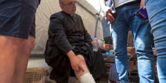 Israel bombardeó una Iglesia en Gaza, un cura argentino fue herido