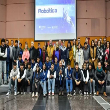 Felicitaciones a los alumnos a y sus profes: Escuelas salteñas se suman a la Copa Robótica Argentina 2025